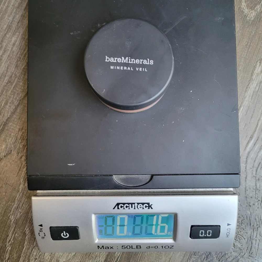 Bare Minerals Tinted Mineral Veil Loose Setting Powder